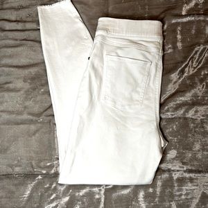 Spanx white skinny jeans, size M